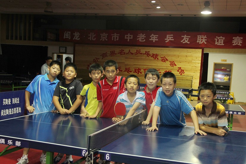 闽龙小孩（老沈摄）