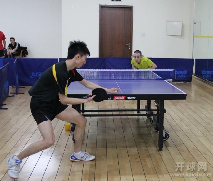 贝贝与挑灯看剑厮杀中