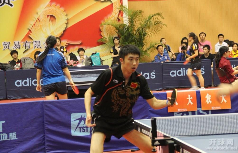 喜洋洋俱乐部积分标杆郝鹏同学在比赛中、、、