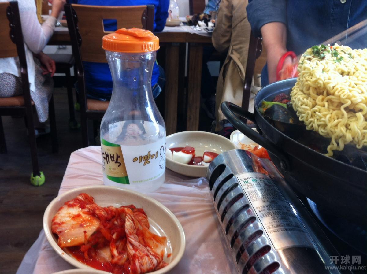 每歺必送免费泡菜和凉水