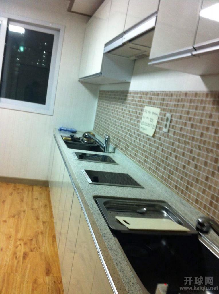 我们的公用厨房，现在基本上是我专用。