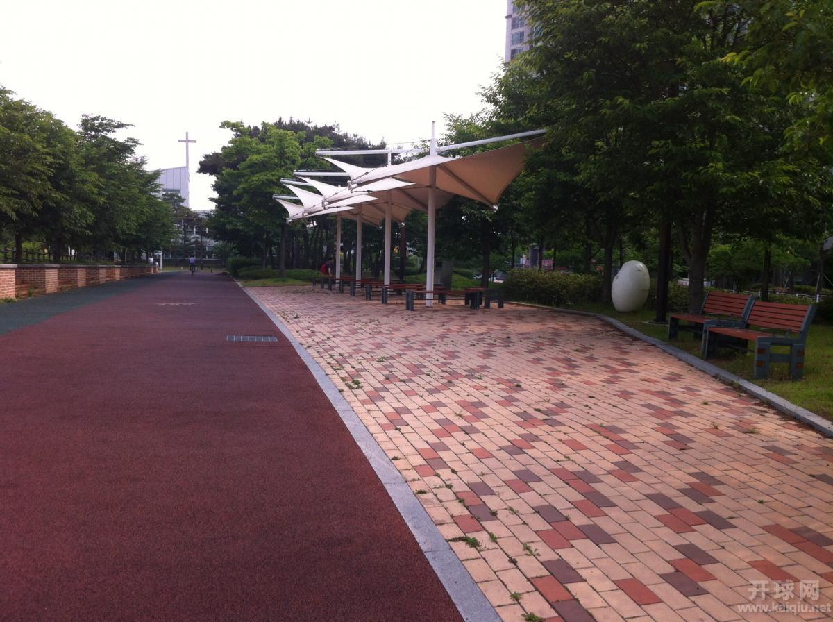 走累了就歇会儿