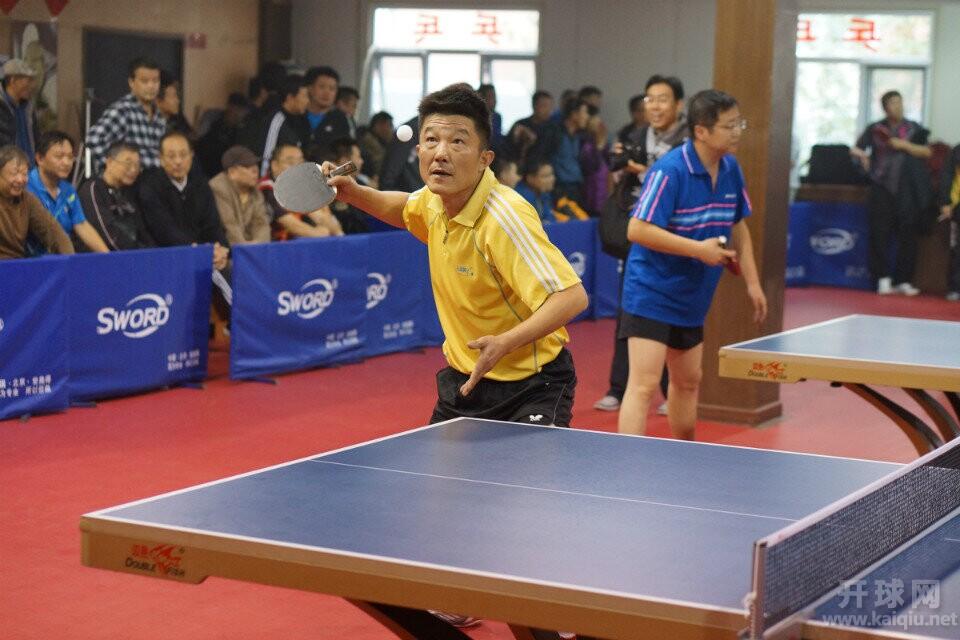 石景山乒乓名将杨士伟先生