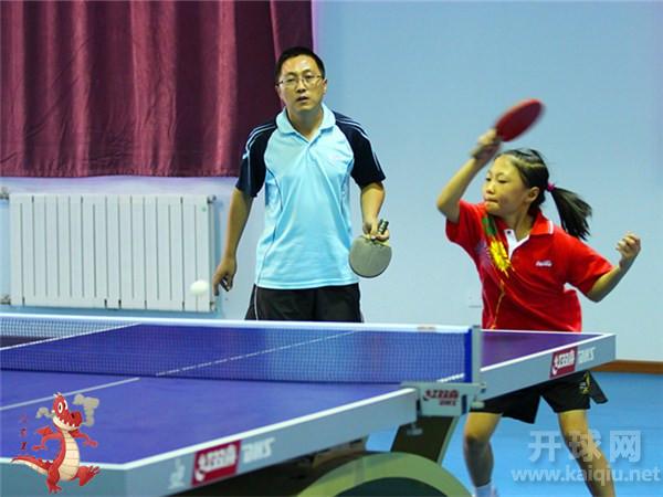 孩子和家长一起拼搏