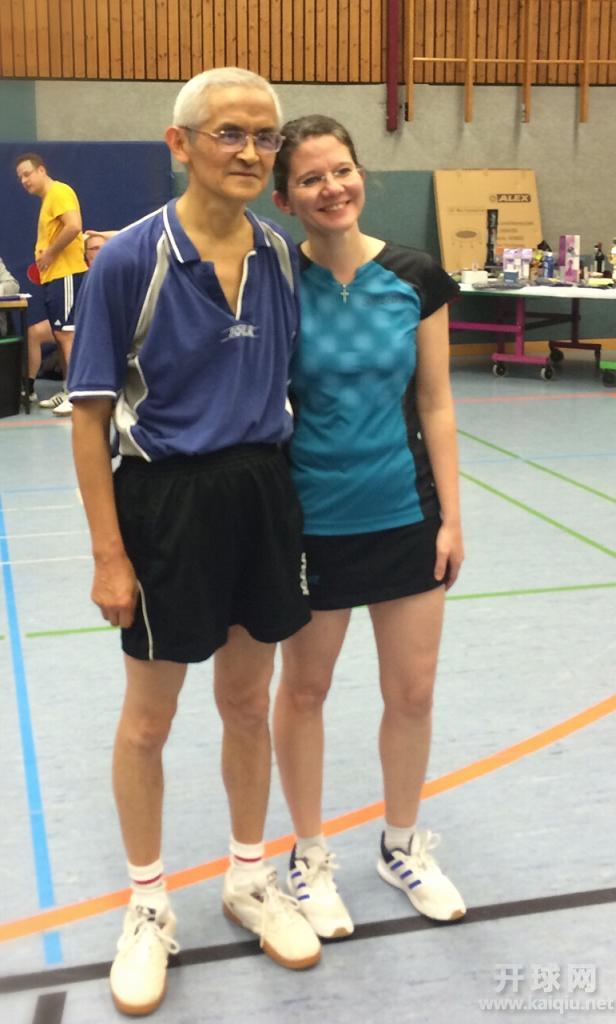 不恨天涯行役苦，只恨西风吹梦成今古