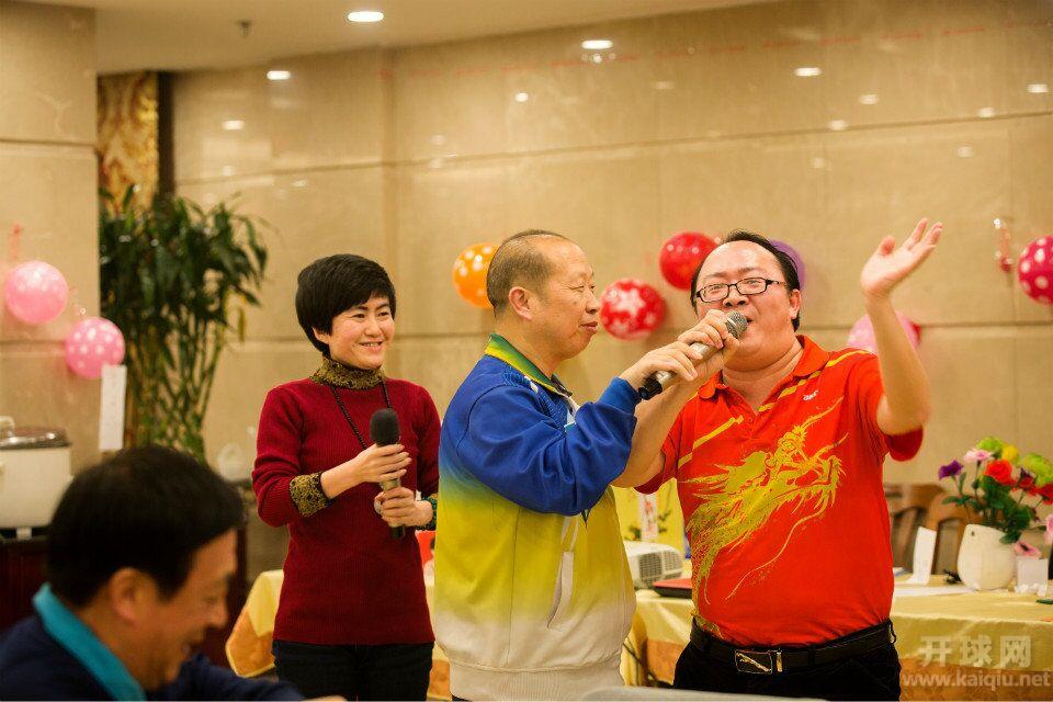 互动   迷恋  流水  石头锅