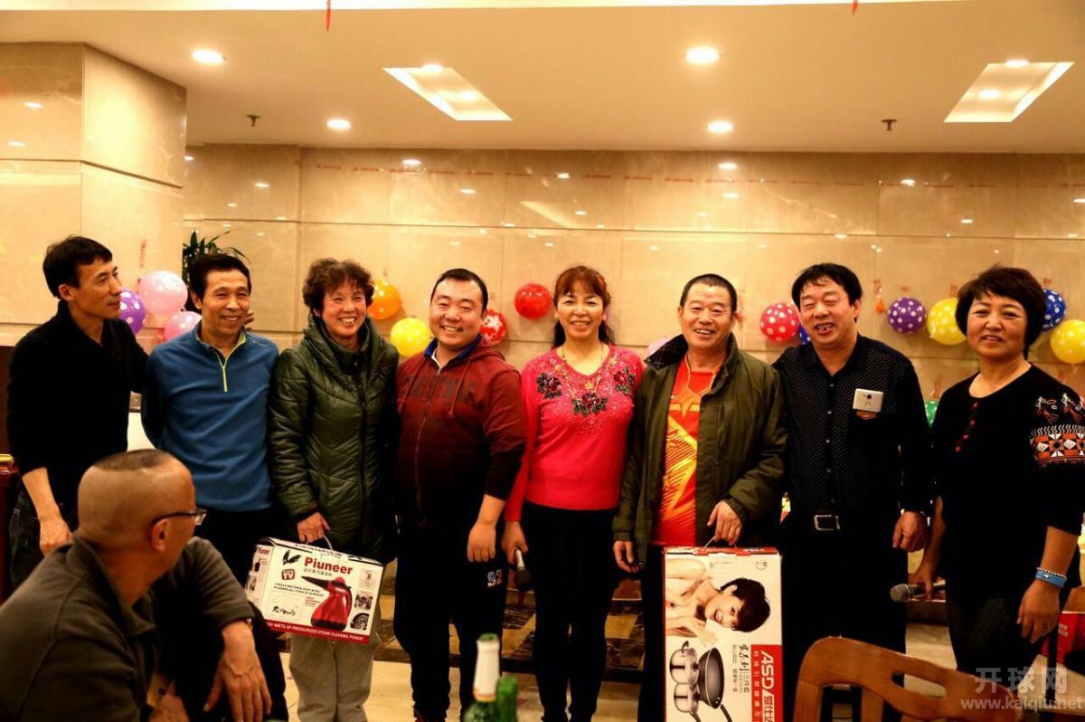 大奖于志华（杨工赞助）和吕如来（王津赞助）