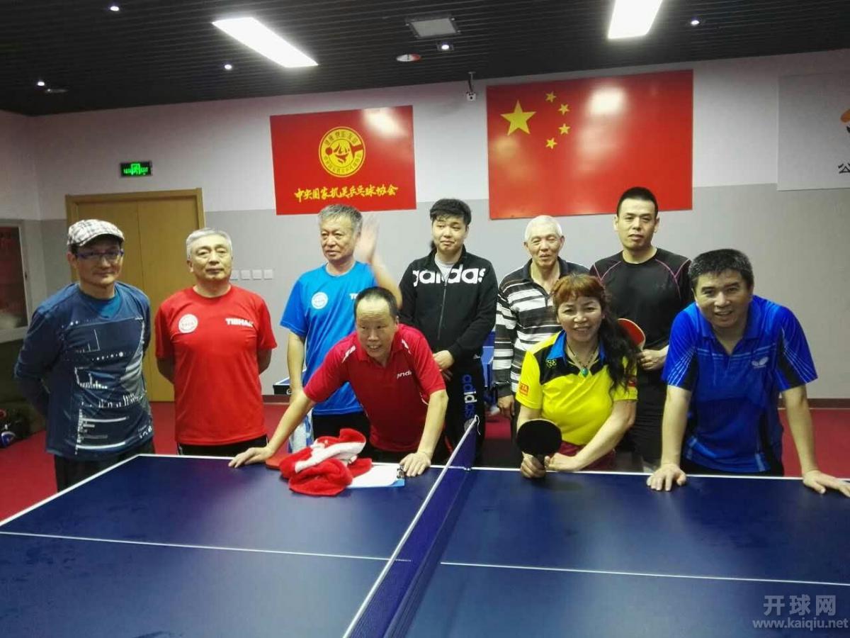 丙组队员合影留念